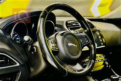 جاگوار XE
